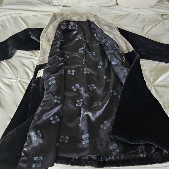 Vintage 1960's Princetons Ollegro Black Unstructured Long Faux Fur Coat - Picture 9 of 11